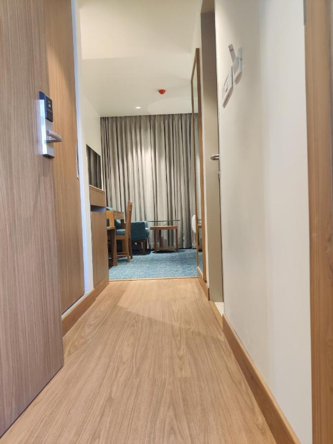 Chryso Hotels Pvt Ltd Ankleshwar エクステリア 写真